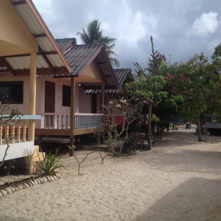 The Sand Terrace Resort Baan Tai Exterior photo